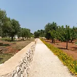 Trullo Il Magnifico オストゥーニ